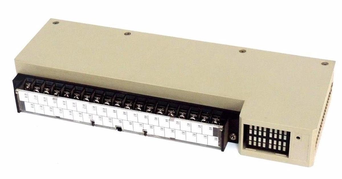 Used OMRON C500-ID218 INPUT MODULE 24VDC 3G2A5-ID218