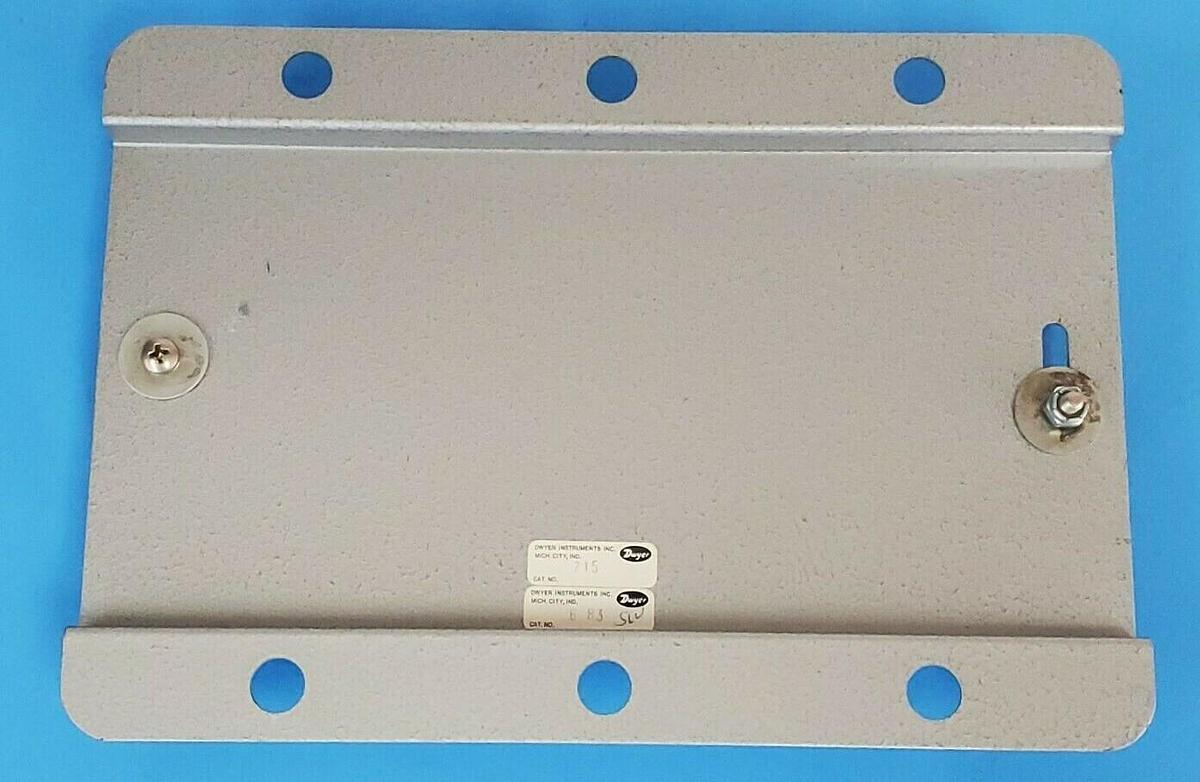 Used NEW DWYER CAT. NO. 215 INCLINED MANOMETER .05-0-.25 IN. WATER 684 (NO HOSE)