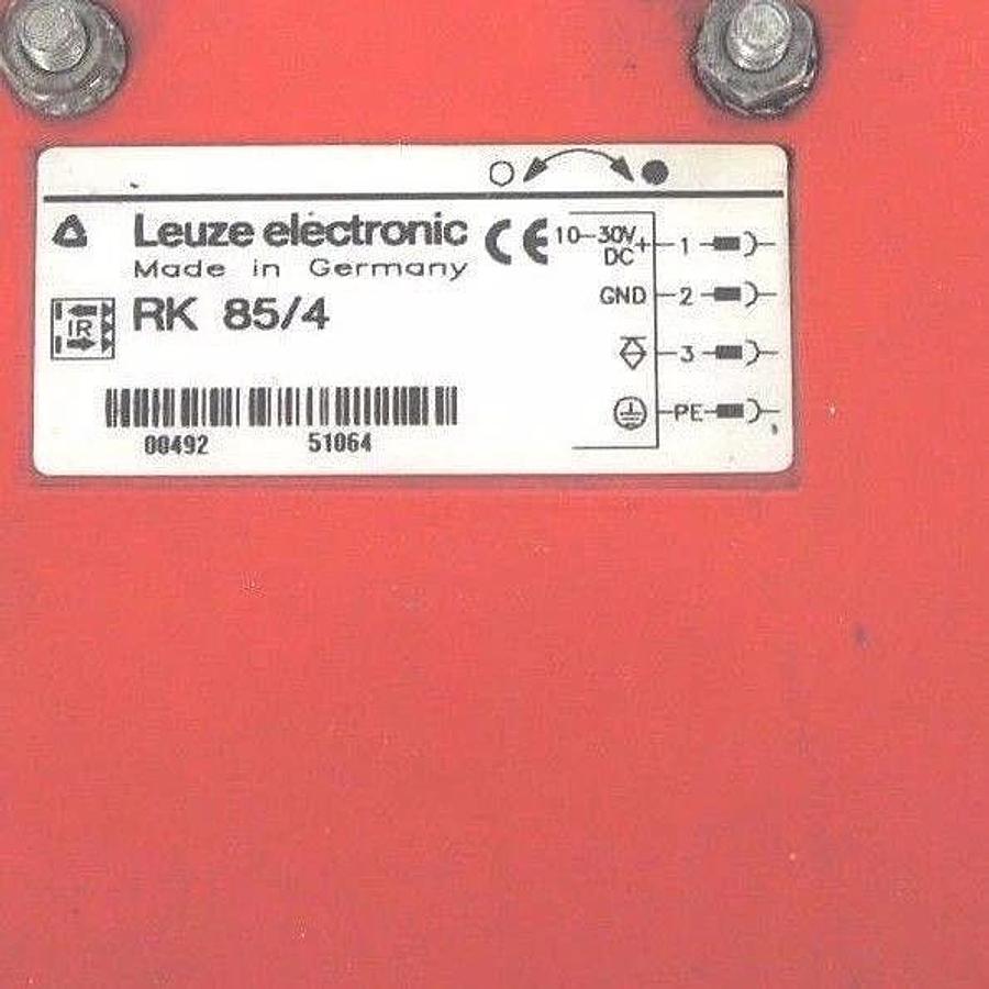 Used LEUZE ELECTRONICS RK 85/4 PHOTOELECTRIC LIGHT SCANNER 11-30V RK85/4