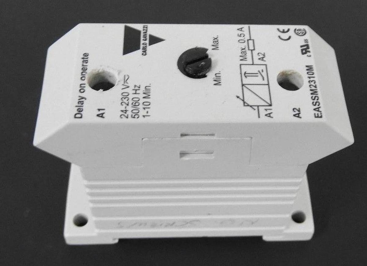 Used CARLO GAVAZZI EASSM2310M MINI E-TIMER DELAY ON AC/DC M