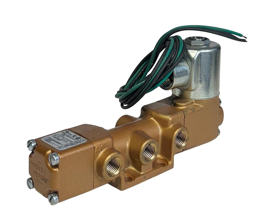 Used VERSA VALVES VSG-4322-M-U-3-A120 / VSG4322MU3A120 SOLENOID VALVE 100-120V USNP