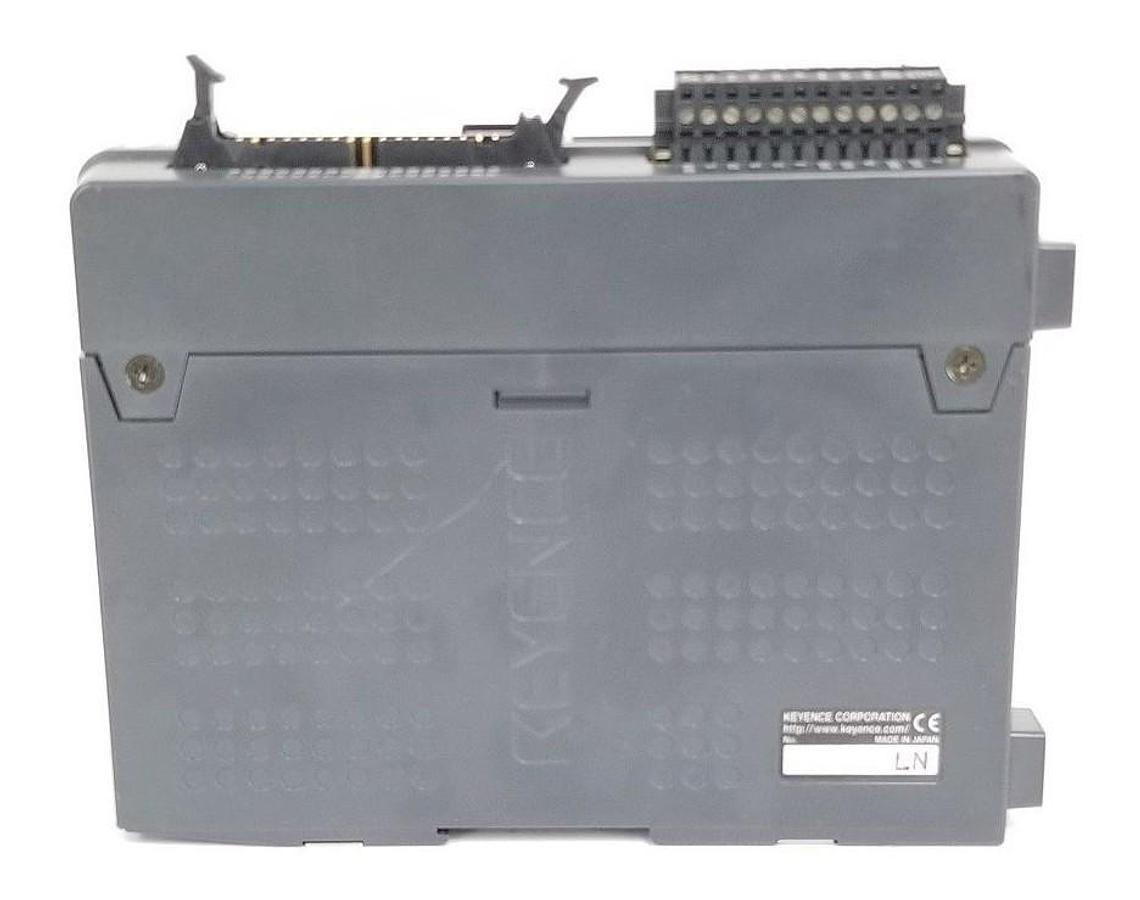 Used KEYENCE CV-2100 DIGITAL IMAGE SENSOR / CONTROLLER 3124581LN, CV2100