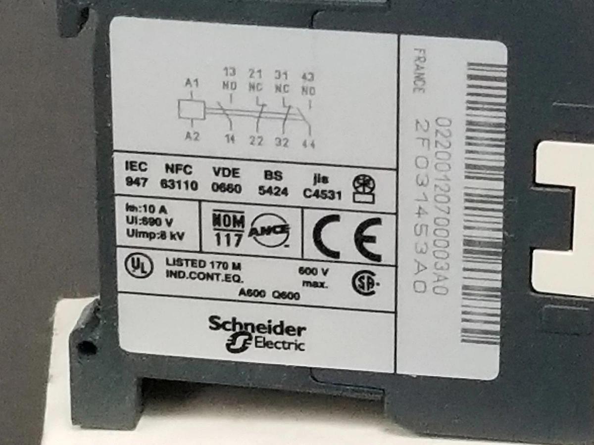 Used NIB OMRON STI 44532-3020 FGR22 110VAC 2NO + 2NC, 445323020