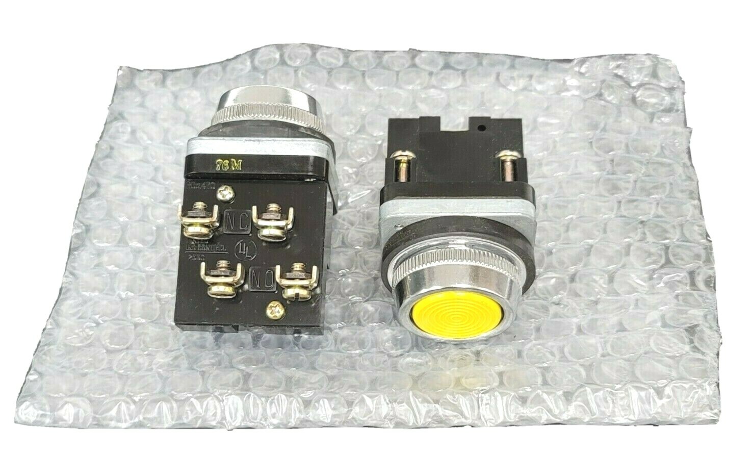 Used LOT OF 2 NEW FUJI ELECTRIC 70C-IA CONTACT BLOCKS 70CIA, YELLOW CAP PUSHBUTTON