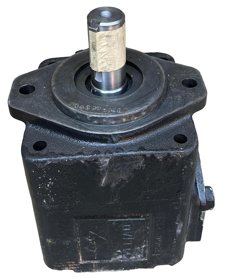 Used VELJAN T6E-062-1R02A1 / V934-70248 / V14C99602CA DENISON HYDRAULIC VANE PUMP REP