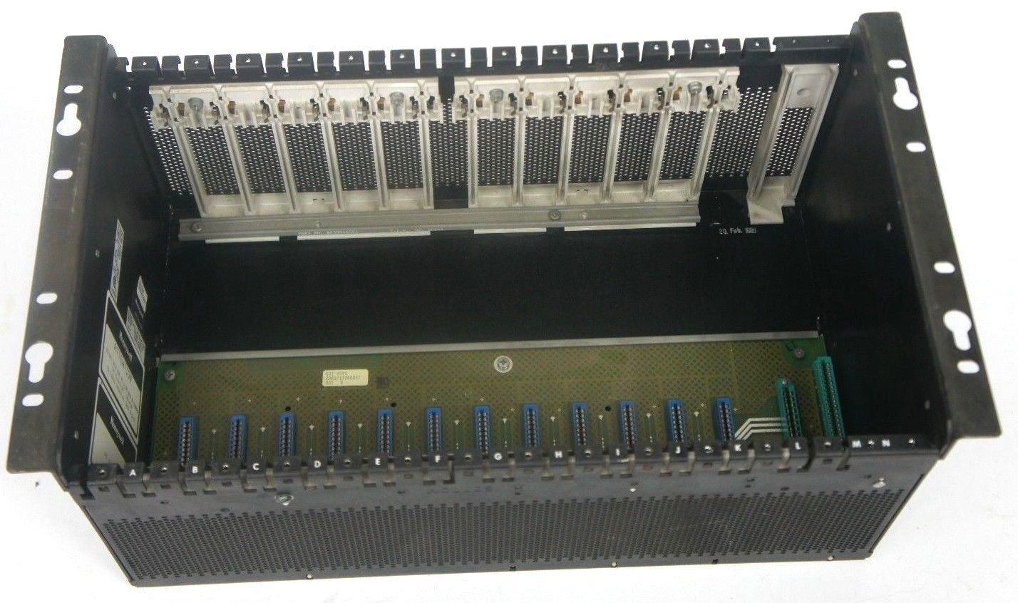 Used HONEYWELL IPC 621 I/O EXPANSION RACK MODEL 621-9990
