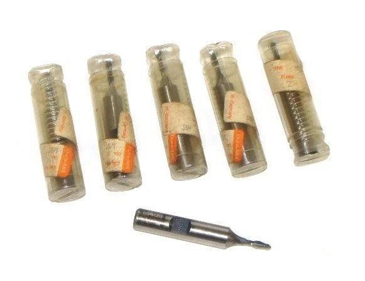Used LOT OF 6 NEW DURAMILL DR-28 1/8" END MILLS HSS 0.630"