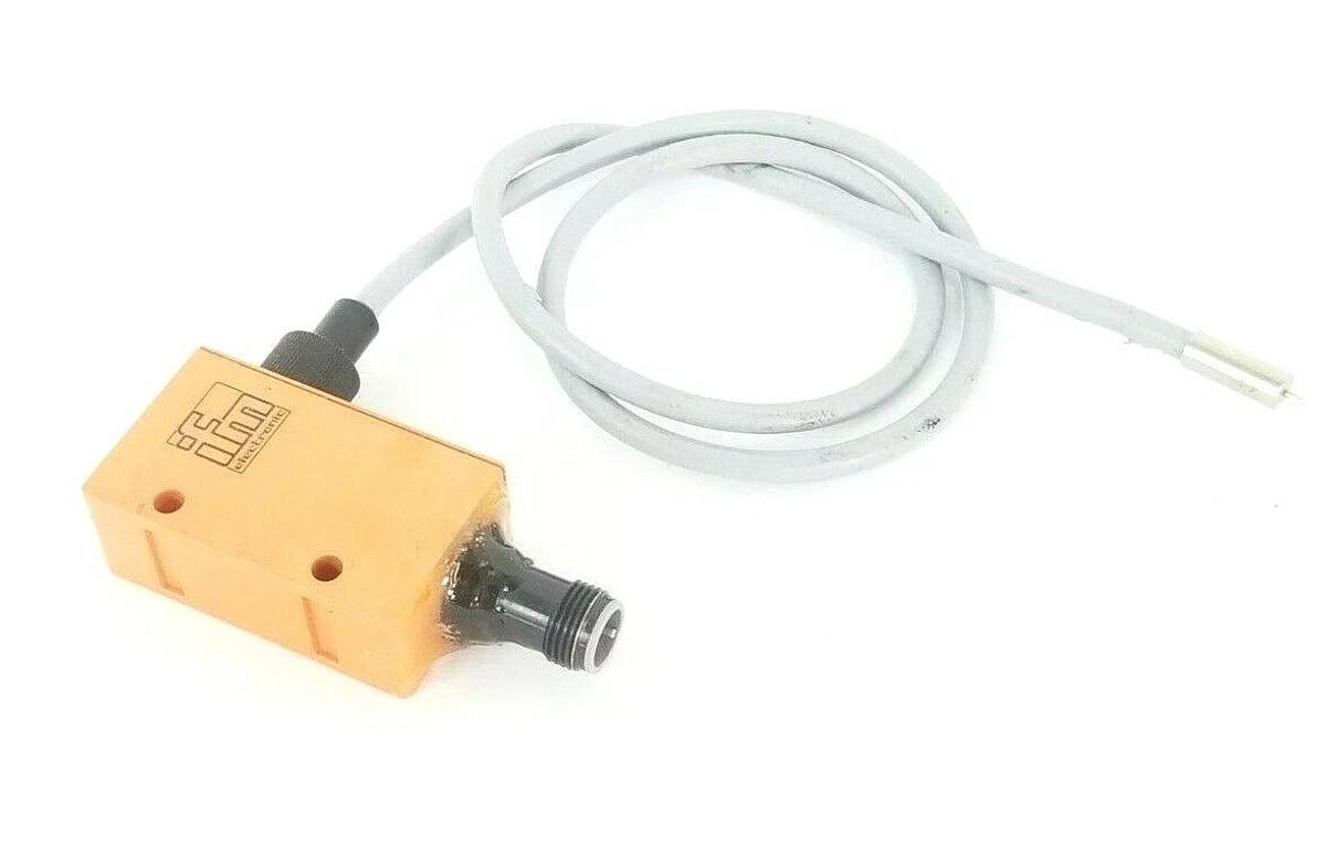 Used IFM EFECTOR OKF-FPKG FIBER OPTIC SENSOR OK5008, 10...55V DC