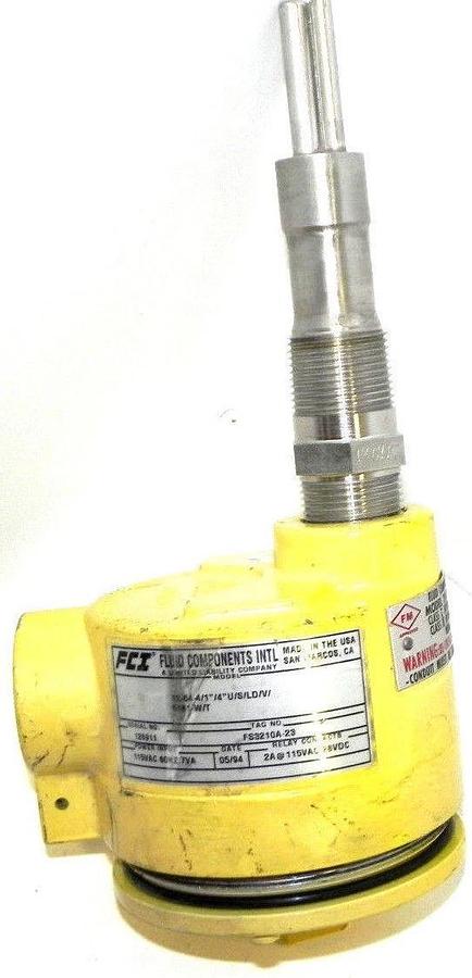 Used FCI FLUID COMPONENTS INTL FLOW SWITCH MODEL 1264-4, 12-64B-A1, FS3210A-23