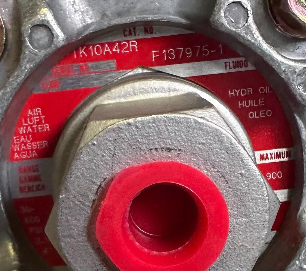 Used NEW ASCO SB11AKMR TRI-POINT PRESSURE SWITCH TK10A42R 125V 10A 1/8HP