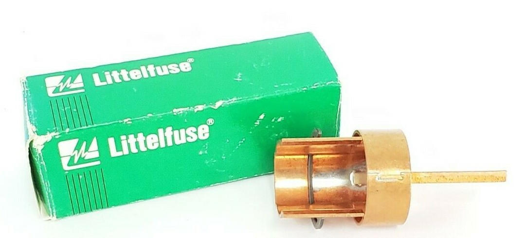 Used NIB LITTELFUSE LRU 216 FUSE REDUCERS 1 PAIR, LRU216 (INCOMPLETE)