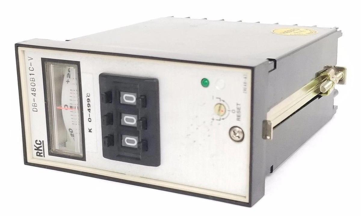 Used RKC DB-480B1C-V TEMPERATURE CONTROLLER 0-499 DEG. C, 110-220V, DB480B1CV
