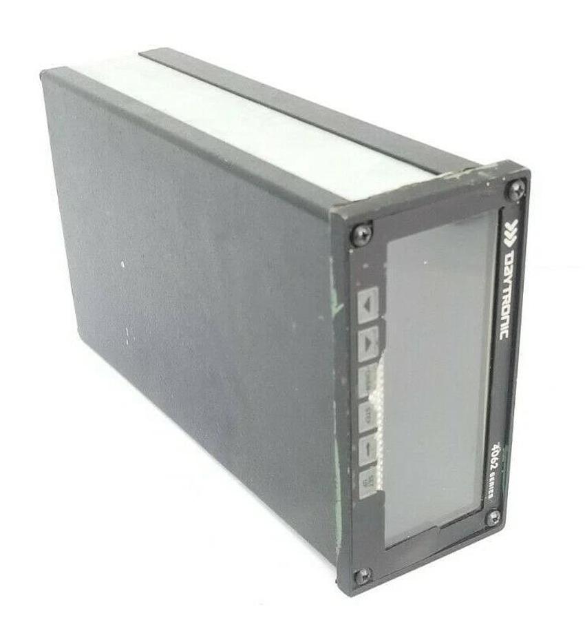 Used DAYTRONIC 4062 SERIES CONTROLLER 4062 HW: 6.0, 110/220 VAC 50-400HZ 30W MAX