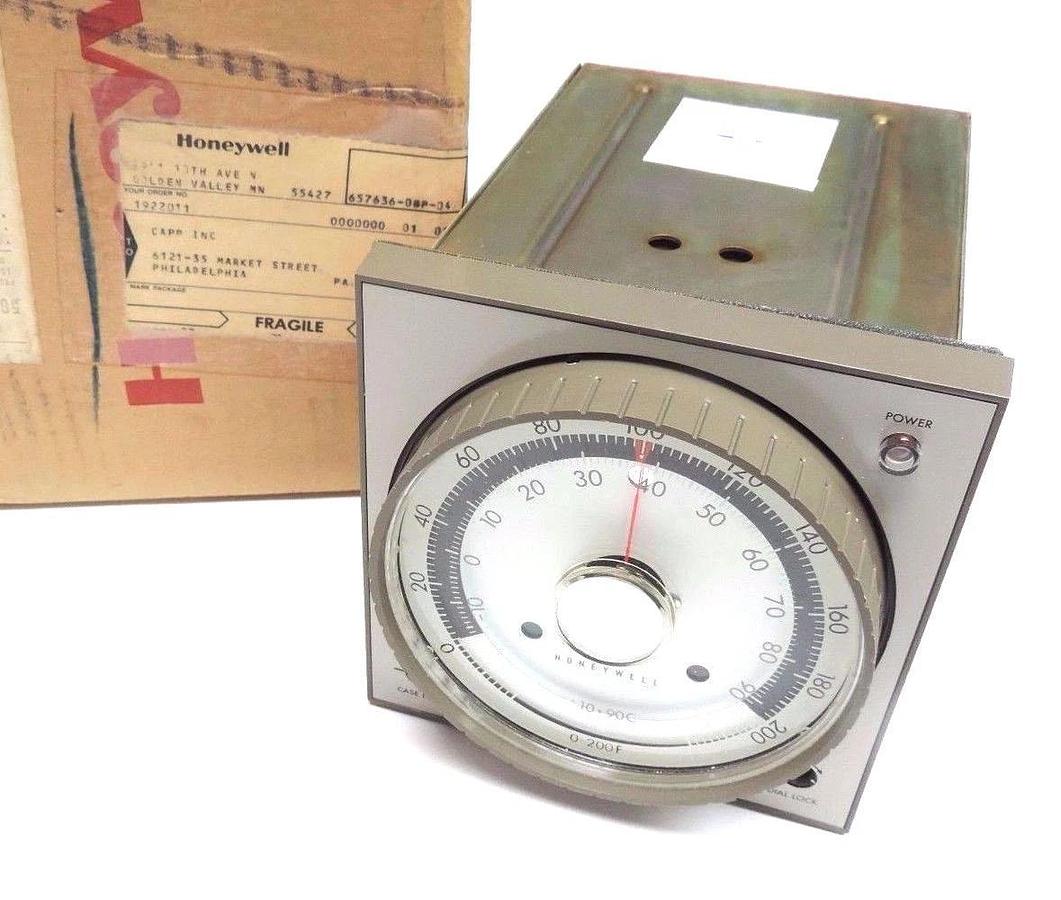 Refurbished REPAIRED HONEYWELL R7355B 1001 3 DIALATROL CONTROLLER 120V, 50/60HZ, 12VA