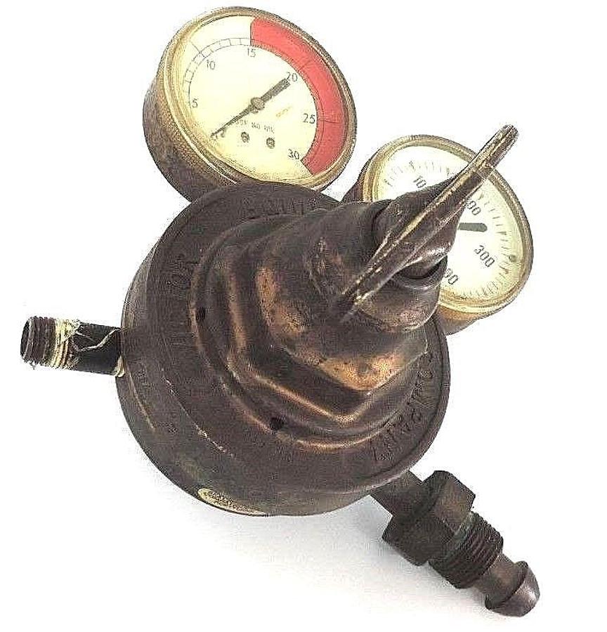 Used VICTOR 2478041 COMPRESSED GAS REGULATOR