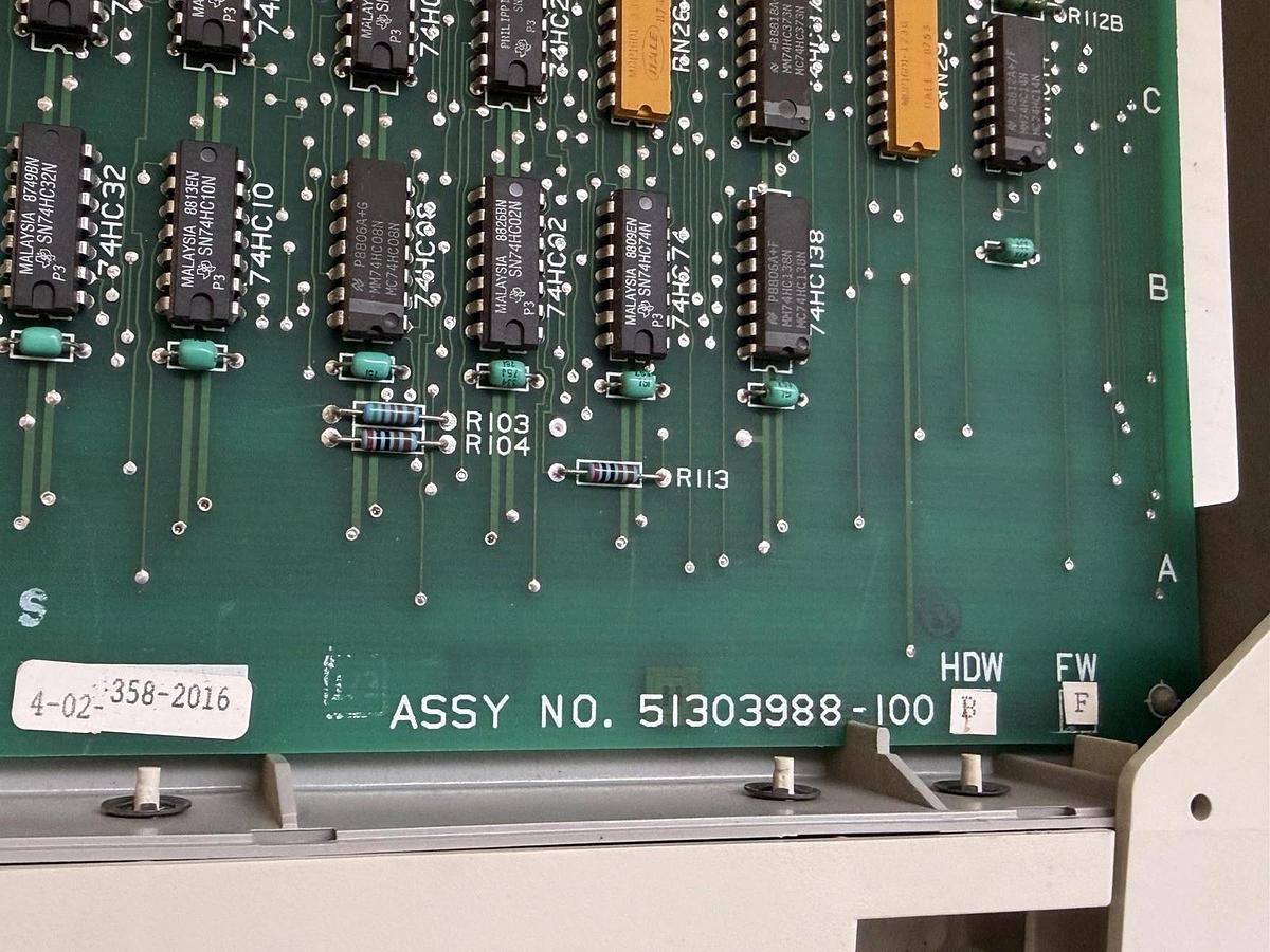 Used HONEYWELL 51401525-100 Rev A 15-Slot Chassis w/ (13) Digital & (2) Analog Module