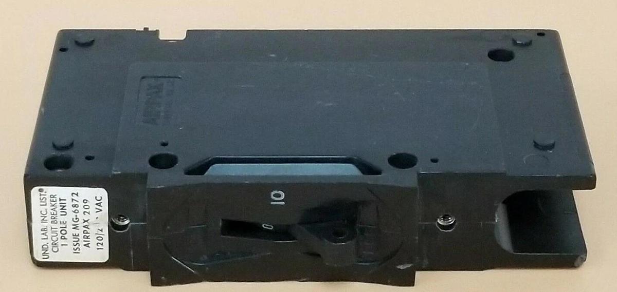 Used SENSATA / AIRPAX 209-1-1-62-4-8-10 CIRCUIT BREAKER LR26229 1P MG-6872 120/240VAC