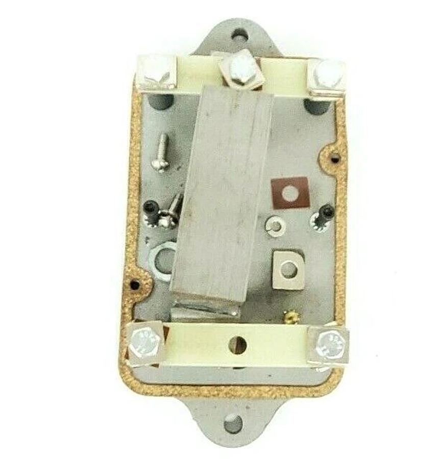 Used FMC TECHNOLOGIES SYNTRON V-20 MAGNETIC VIBRATOR 115V 2.0A 60HZ *INCOMPLETE*