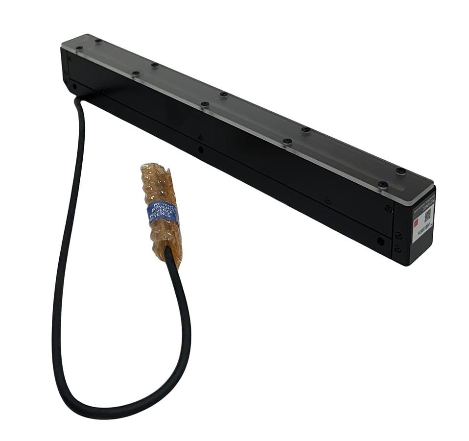 Used KEYENCE CA-DZR30 / CADZR30 OEM RED LINE LIGHT 300mm 15.1W LINE SCAN NSMP