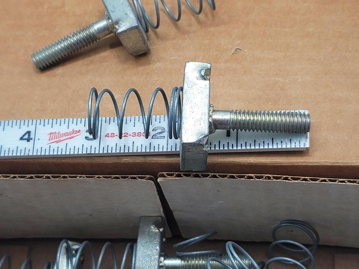 Used BOX OF 22 NEW UNISTRUT N2379-3 FINSH EG STUDS 5/16''-18X1-3/8''