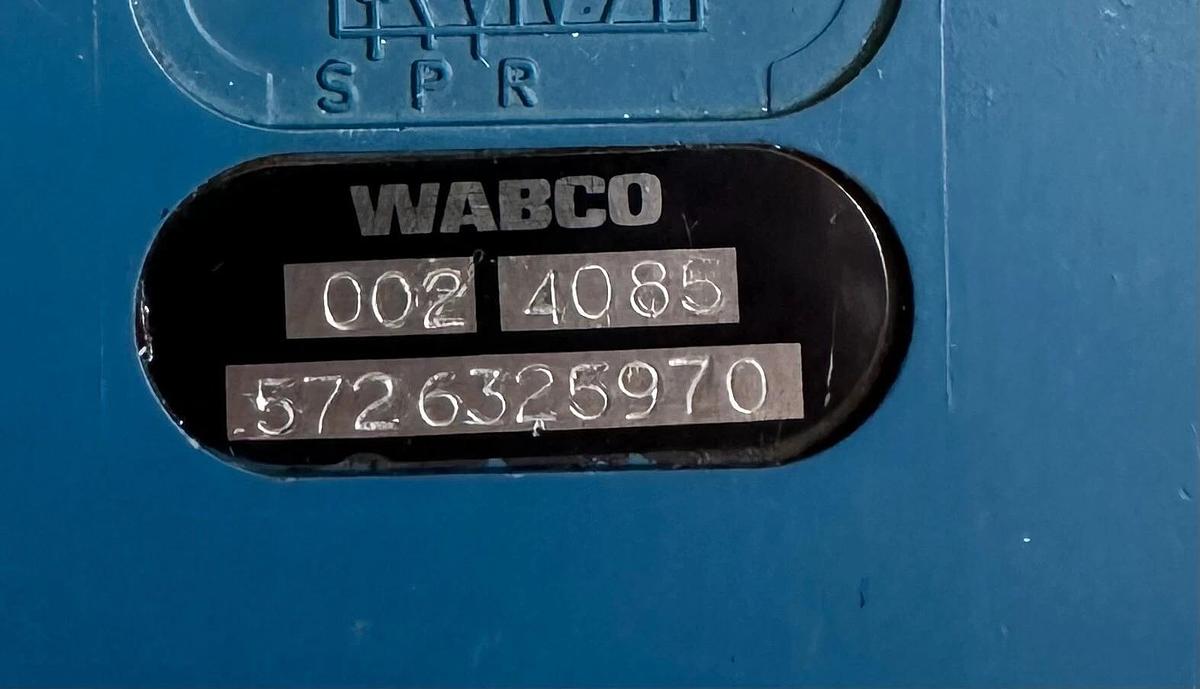 Used WABCO 5726325970 CONTROL VALVE NW07-5/2DS-SPEZ-115AC 002 4085 * NO SOLENOIDS