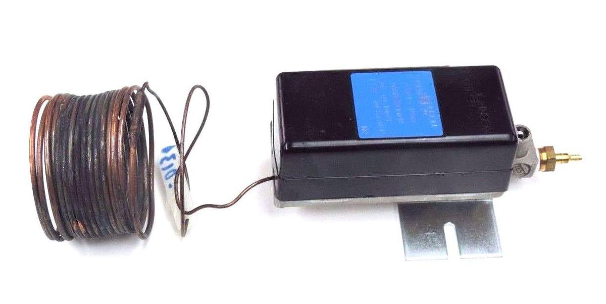 Used REPAIRED JOHNSON CONTROLS T-5210-1009 TEMP. TRANSMITTER 0/100 DEG. F., T52101009