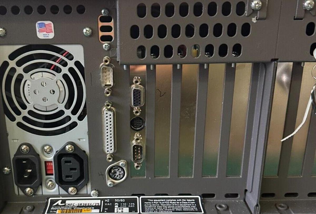 Used NEW ACTION INSTRUMENTS CMPC-SR30SX/25 / CMPCSR30SX25 INDUSTRIAL COMPUTER 50/60Hz