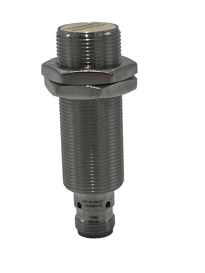 Used TURCK BI8U-EM18MWD-VP6X-H1141 Inductive Sensor 8 mm M18 Flush S.S IP69K