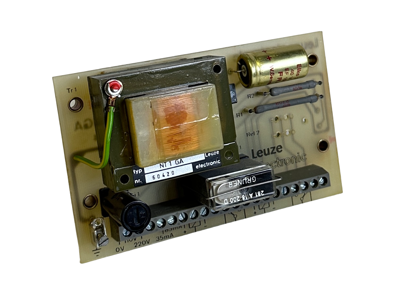 Used NEW LEUZE ELECTRONIC NT1GA-504 / NT1GA504 AMPLIFIER BOARD 110/220V