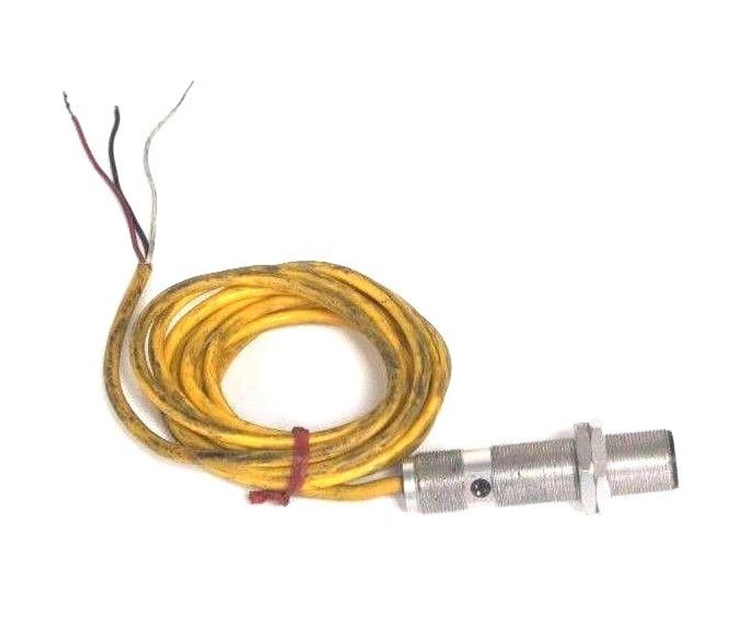 Used MICRO SWITCH FYBCSE1-2 INDUCTIVE PROXIMITY SWITCH 9-20VDC, FYBCSE12