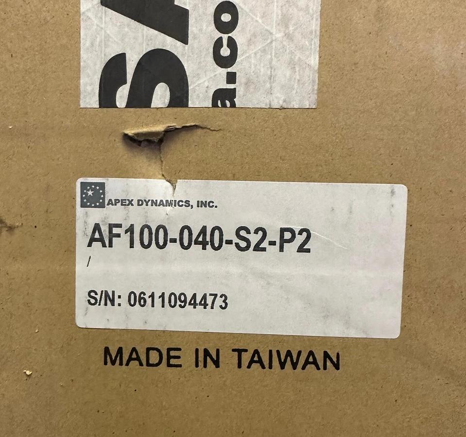 NEW APEX DYNAMINCS AF100-040-S2-P2 / AF100040S2P2 GEARBOX 40:1 RATIO AF100-S2-P2