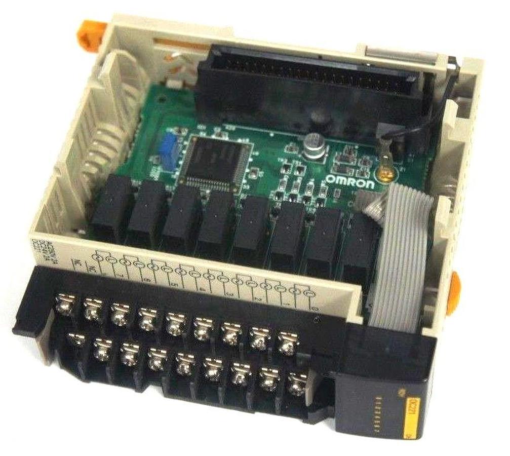 Used OMRON CQM1-0C221 OUTPUT MODULE 250VAC CQM10C221, CQM1-OC221