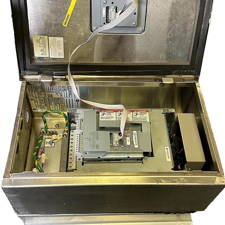 Used SQUARE D TELEMECANIQUE ATV58NU72N4KU Altivar 58 DRIVE CONTROLLER 5HP/4kW 480V