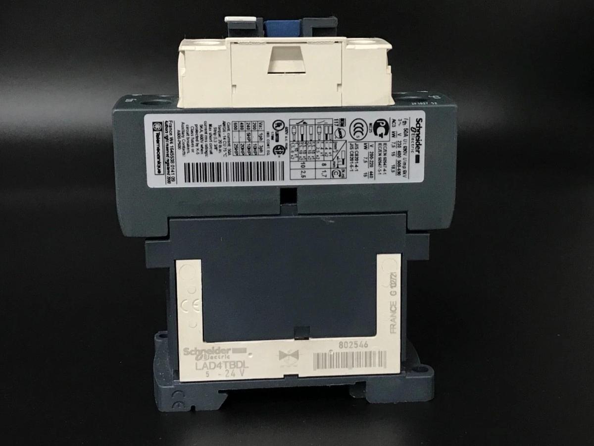 Used SCHNEIDER LC1D32BL NON-REVERSING CONTACTOR 24VDC TESYS 036183