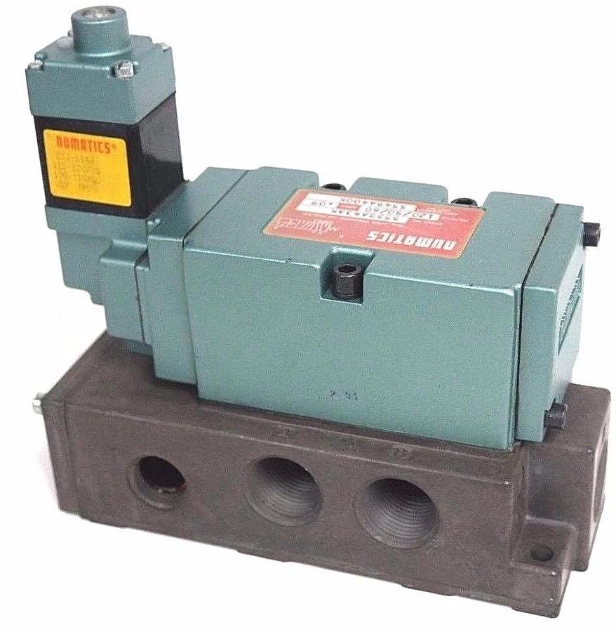 NEW NUMATICS 555BA43AK VALVE 554BA400K, AMPS: .09, 237-614B COIL