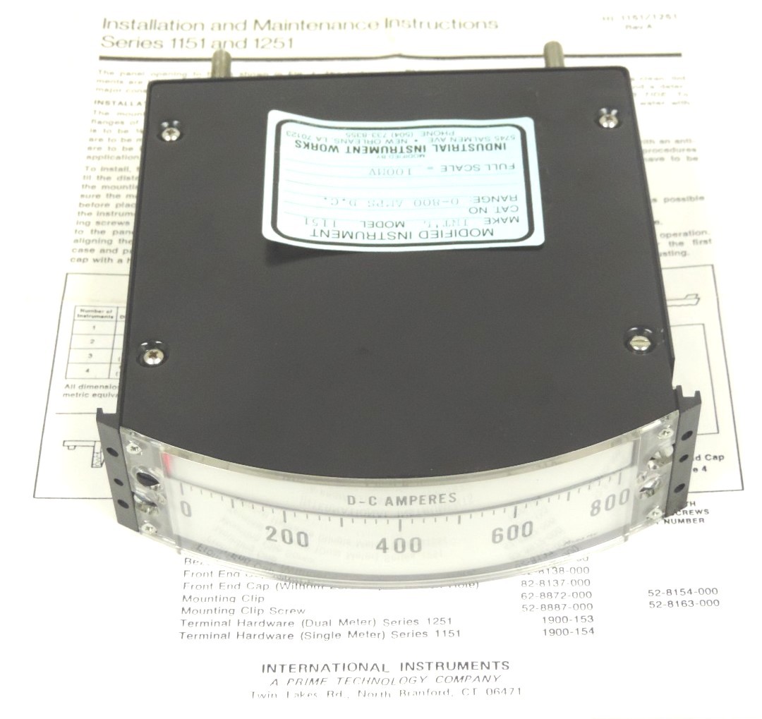 NIB INTERNATIONAL INSTRUMENTS 1151 METER RANGE: 0-800 AMPS D.C. FULL SCALE 100MV