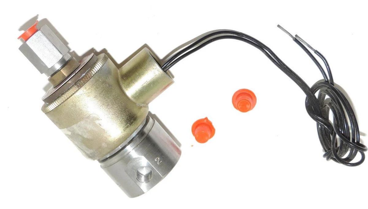 Used SKINNER X5H51580 1/4" SOLENOID VALVE CODE EC9 X5H51580EC9
