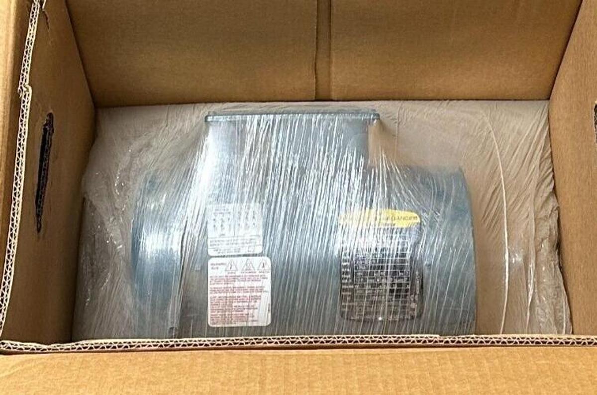 Used BALDOR RELIANCE VEUHM3542 / 35X042P667G1 SUPER-E INDUSTRIAL MOTOR .75HP NSMP