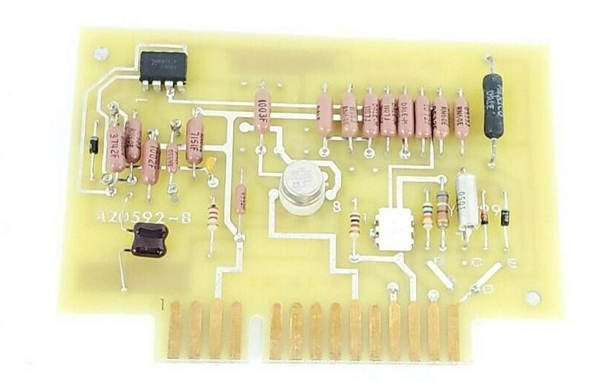 Used STOCK EQUIPMENT A20592-B SIGNAL CONVERTER BOARD CIRCUIT BOARD A20592B