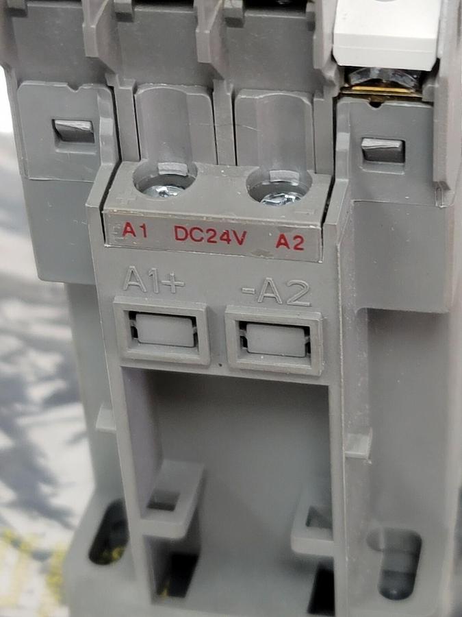 Used NEW METASOL ALTECH CORP MC-18B-DC24V CONTACTOR 3 POLE 18A MC18BDC24V