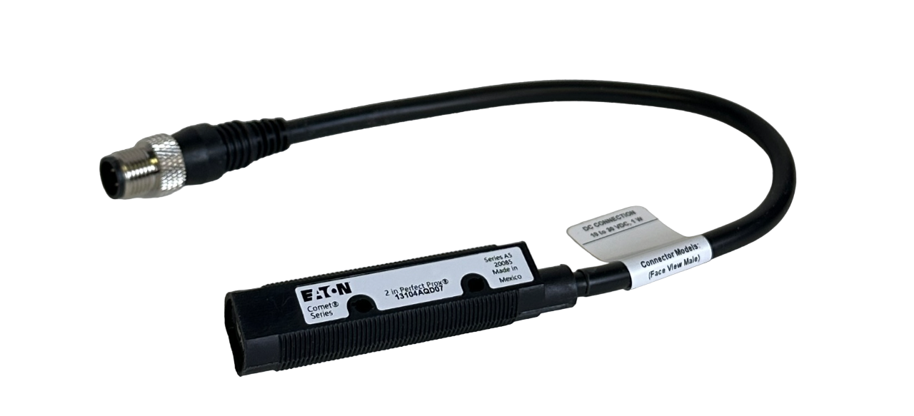 Used NEW EATON 13104AQD07 COMET SERIES A5 PHOTOELECTRIC SENSOR 10-30VDC REFLECTIVE