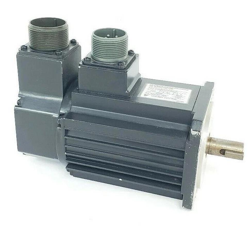 Used YASKAWA USAREM-03BE2K AC SERVO MOTOR W/ UTOPI-150VD INCR. ENCODER USAREM03BE2K