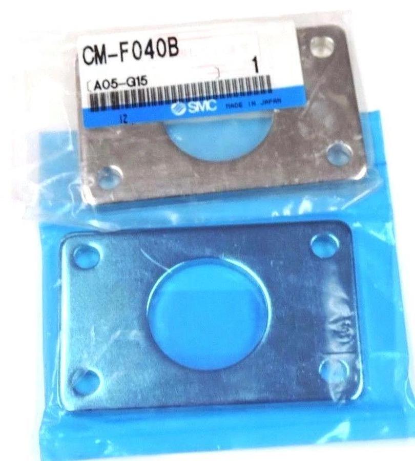 Used LOT OF 7 NEW SMC CM-F040B FLANGE BRACKETS CMF040B