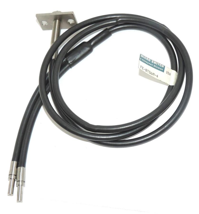 Used NEW MICRO SWITCH HONEYWELL FE-BTS6M-4 PHOTOELECTRIC SENSOR FEBTS6M4