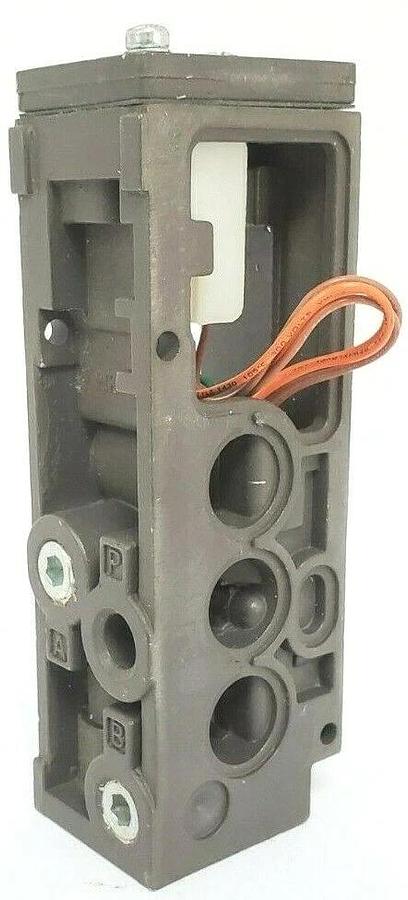 Used NEW NUMATICS HH-2 MANIFOLD HH2 (NO HARDWARE)