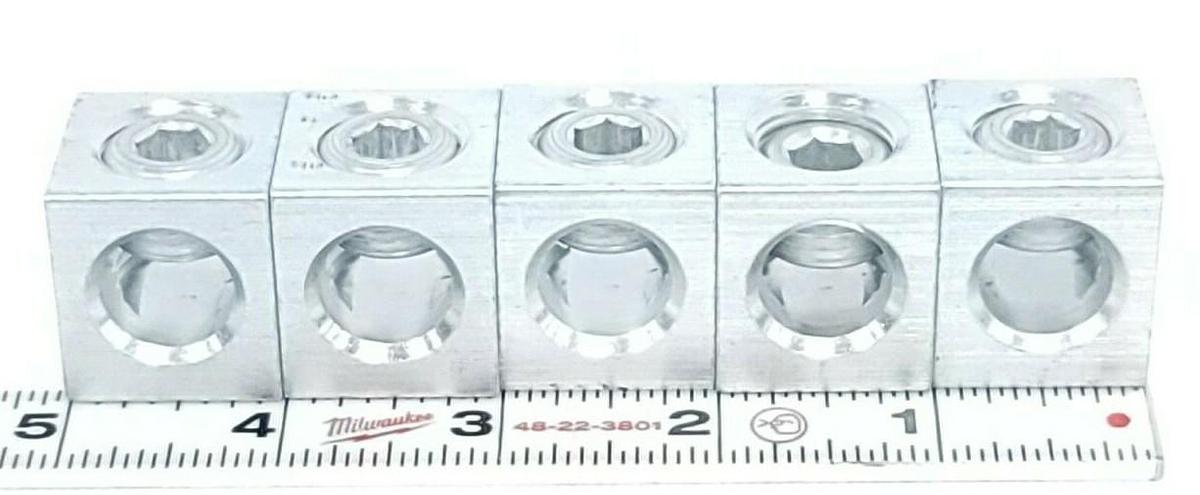 Used LOT OF 5 NEW ILSCO D831 LUGS TA-250