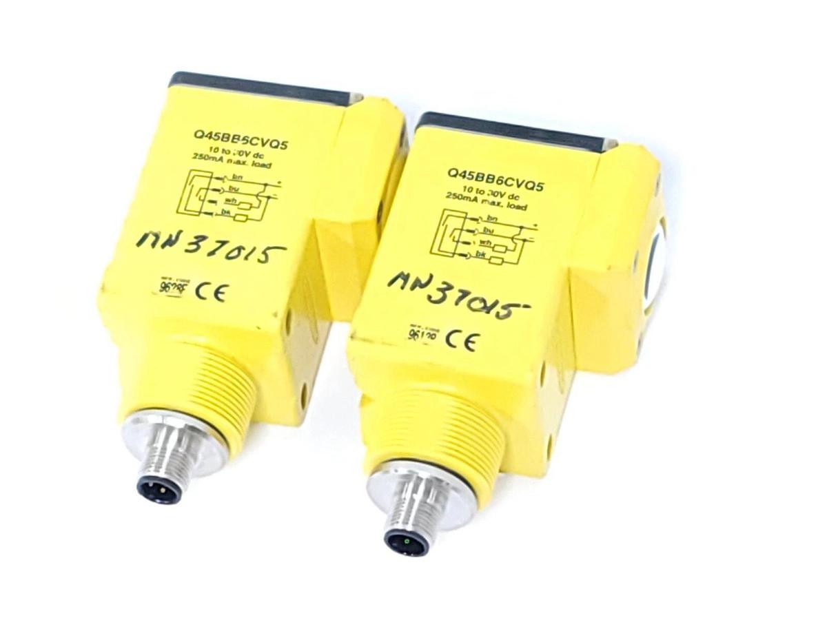 Used LOT OF 2 BANNER Q45BB6CVQ5 PHOTOELECTRIC SENSORS CONVERGENT 10 TO 30V DC