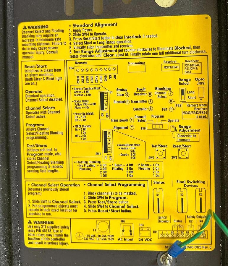 Used STI 70027-1000 / 700271000 LIGHT CURTAIN CONTROLLER LCC-FB-AC1-U / LCCFBAC1U