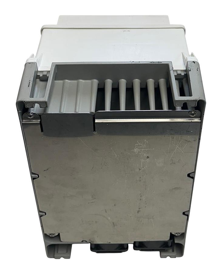 Used ALLEN BRADLEY 20AD027C3AYNANNN /A PowerFlex 70 AC DRIVE 15kW/20HP 480V USNP