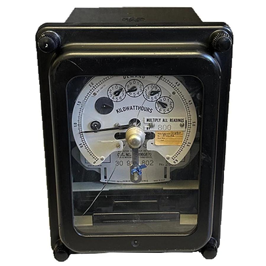 Used GENERAL ELECTRIC 700X96G870 2-STRATOR WATTHOUR METER DSMW-65 / DSMW65 *READ
